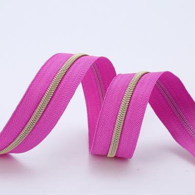 # 5 Naylon Zipper Gökkuşağı Dişleri Giysiler İçin Banliyö Giyim Formal Elbise